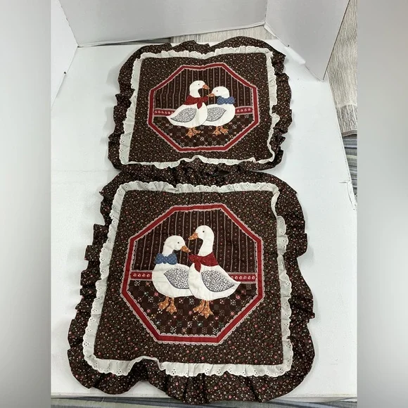 vintage handmade Charming Goose Accent Pillows - Brown and White - Picture 1 of 4